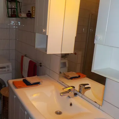 Homestay In A Flat *